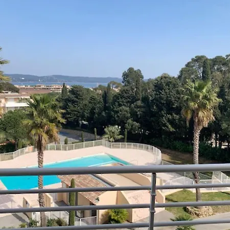 Lägenhet Nice Appt With Sea View And Pool In