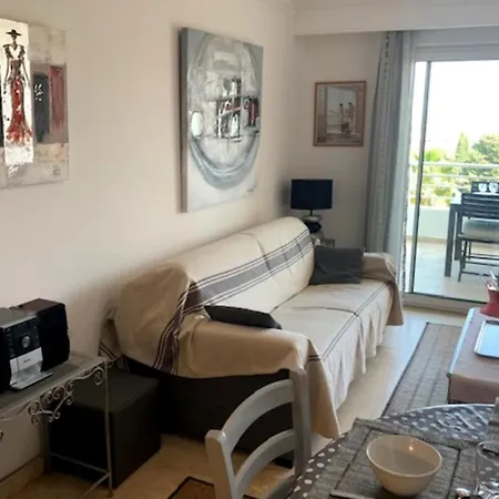 Nice Appt With Sea View And Pool In Apartment *